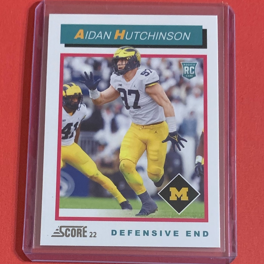 Aidan Hutchinson #TB6 2022 Panini Score [1992 Throwback Rookie] Football Card